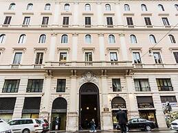 Queen Palace Suites