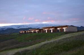 Black Beach Suites