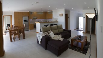 Cantinho da Ilha - Guest House