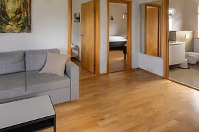 South Central Country Apartment