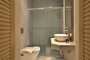 Forest Suites Boutique Hotel
