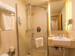 Greentree Inn