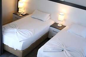 Eva Otel