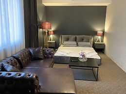 Eva Otel
