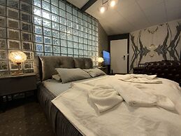 Eva Otel