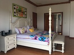 Blue Orchid Villa