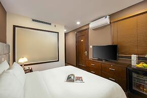 Brilliant Me Tri Hotel