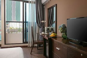 Brilliant Me Tri Hotel