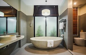 Bayon Modern Residence