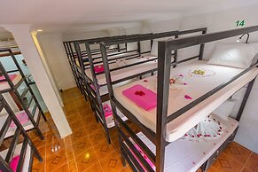 Kafu Hostel & Pool
