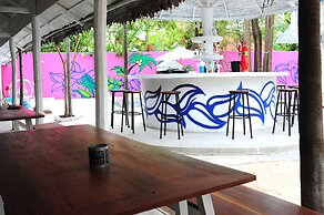 Kafu Hostel & Pool