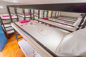 Kafu Hostel & Pool
