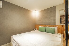 Cube Hotel