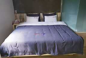 Cube Hotel