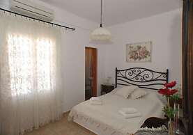 Pension Moschoula