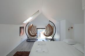 7g Roaster Apartments