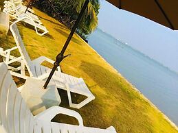 Nico Lagoon Hotel