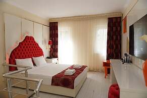 Golden Beach Bodrum By Jura - All Inclusive