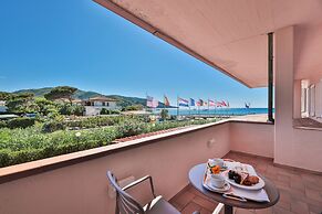 Hotel Riva Del Sole
