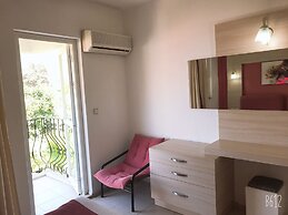 Ant Apart Hotel