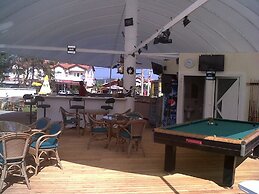 Ant Apart Hotel