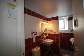 Brit Hotel Des Halles