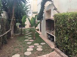 Beach Side Luxurious Villa Ref1098
