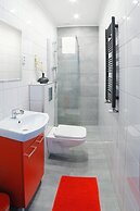 7th Room Guest House