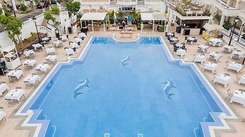 Ona Hollywood Mirage