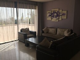 Spacious Comfortable Villa Ref T72024