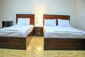 Midtown Hostel