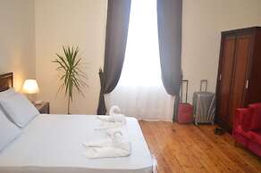 Midtown Hostel