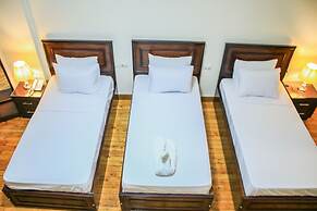 Midtown Hostel