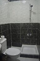 Midtown Hostel