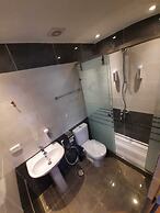 Midtown Hostel