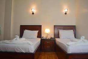 Midtown Hostel