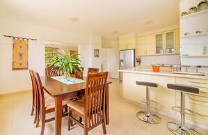 Kis Residence