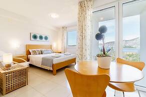 Kis Residence