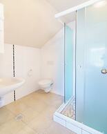 Kis Residence