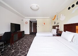 Adonis Hotel