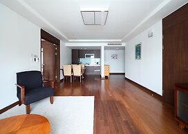 Adonis Hotel