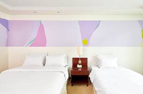 Adonis Hotel