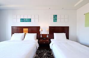 Adonis Hotel
