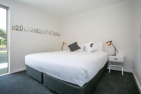 Podium Lodge