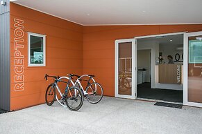 Podium Lodge