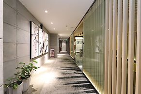 Arrivee Hotel