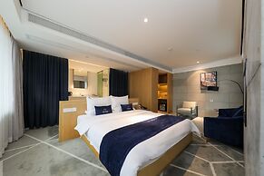 Arrivee Hotel