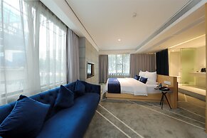 Arrivee Hotel