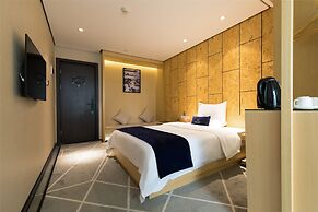 Arrivee Hotel