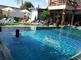 Baan Chankaew Hotel